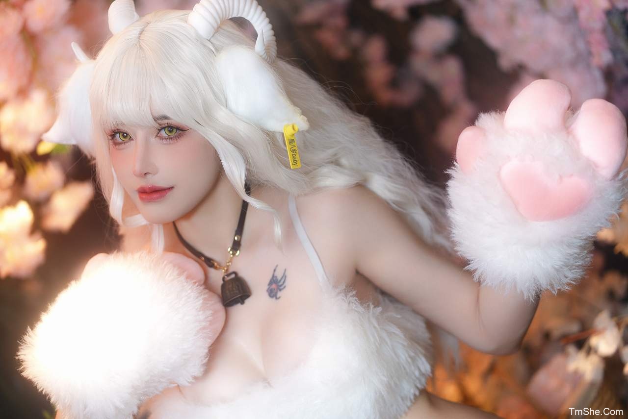 「鹿八岁baby」宠物女友计划 – 羊(162P/1V/1.35GB)