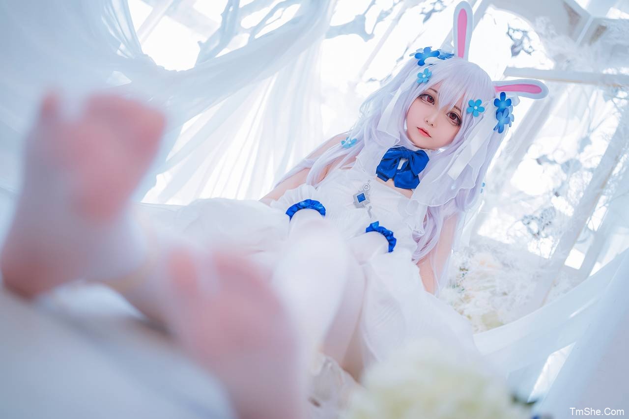Sayako(さやこ)婚纱拉菲 – 正片+雪糕(73P/678MB)
