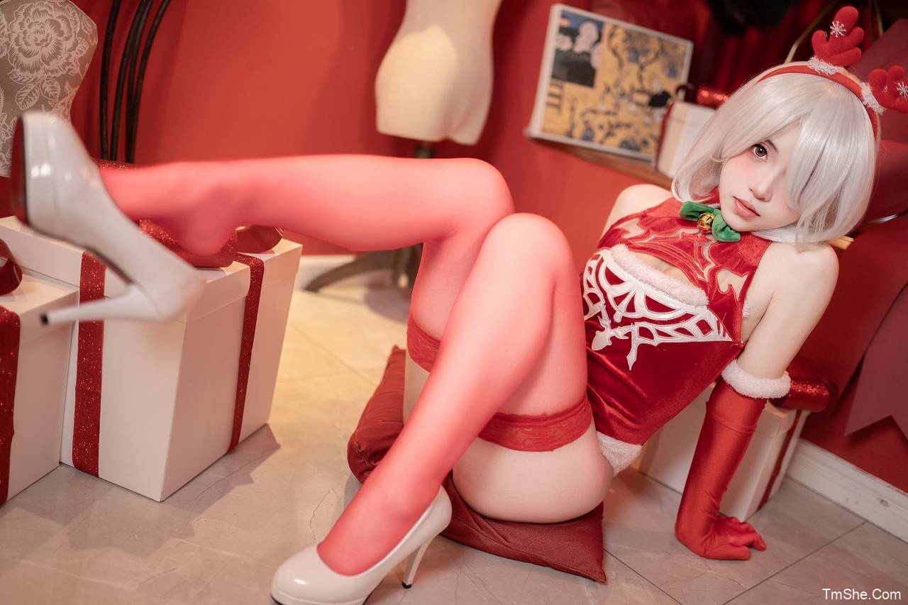 「Bangni邦尼」圣诞尼尔 + 红裙御姐(132P/3V/1.29GB)