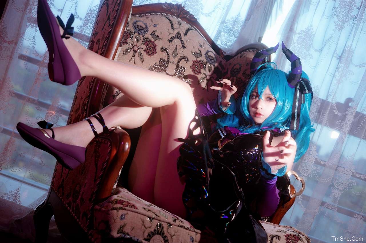 「疯猫ss」COS素材 – miku小恶魔(20P/437MB)