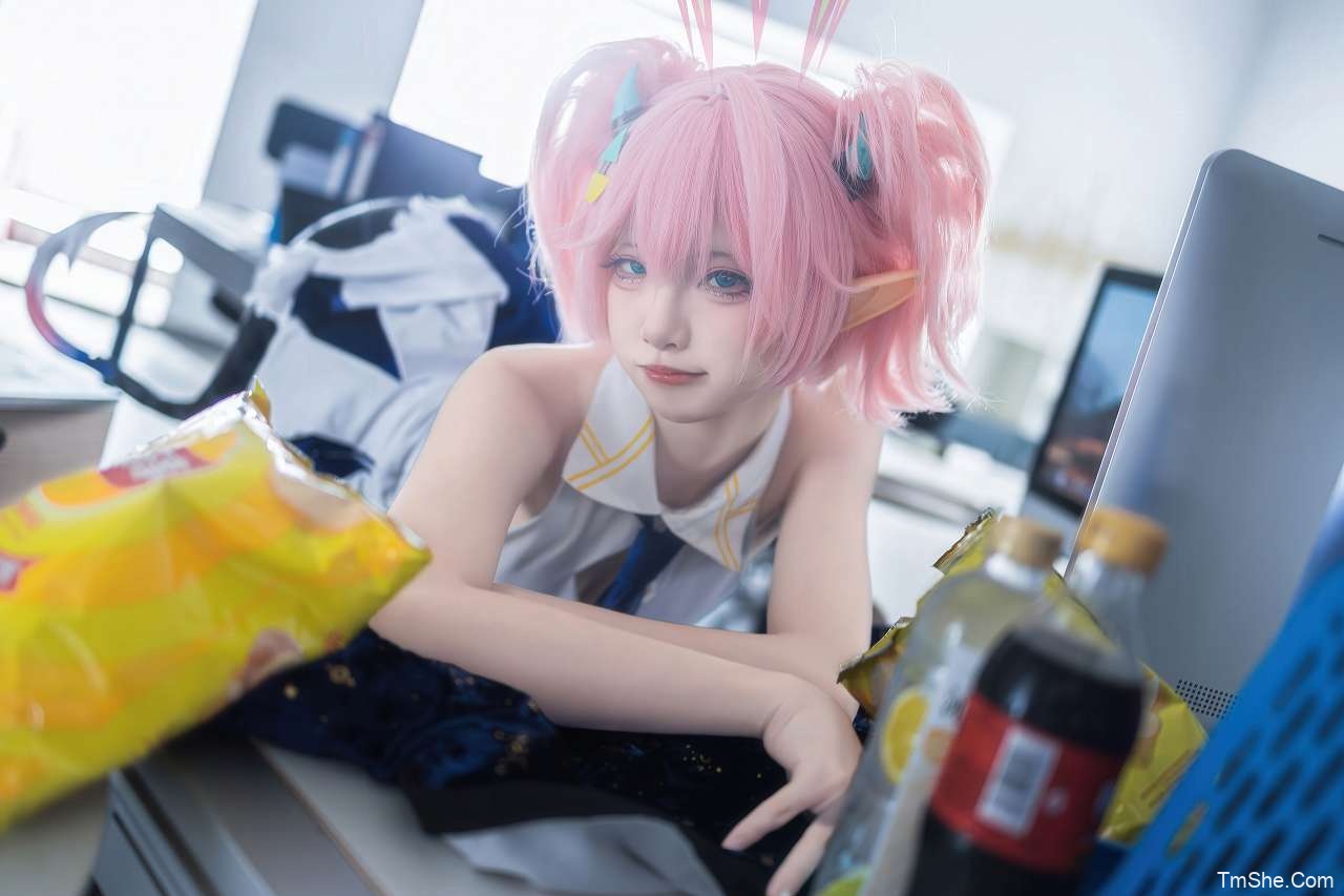 「纸悦Etsu_ko」绘画素材 – 桃香(54P/423MB)