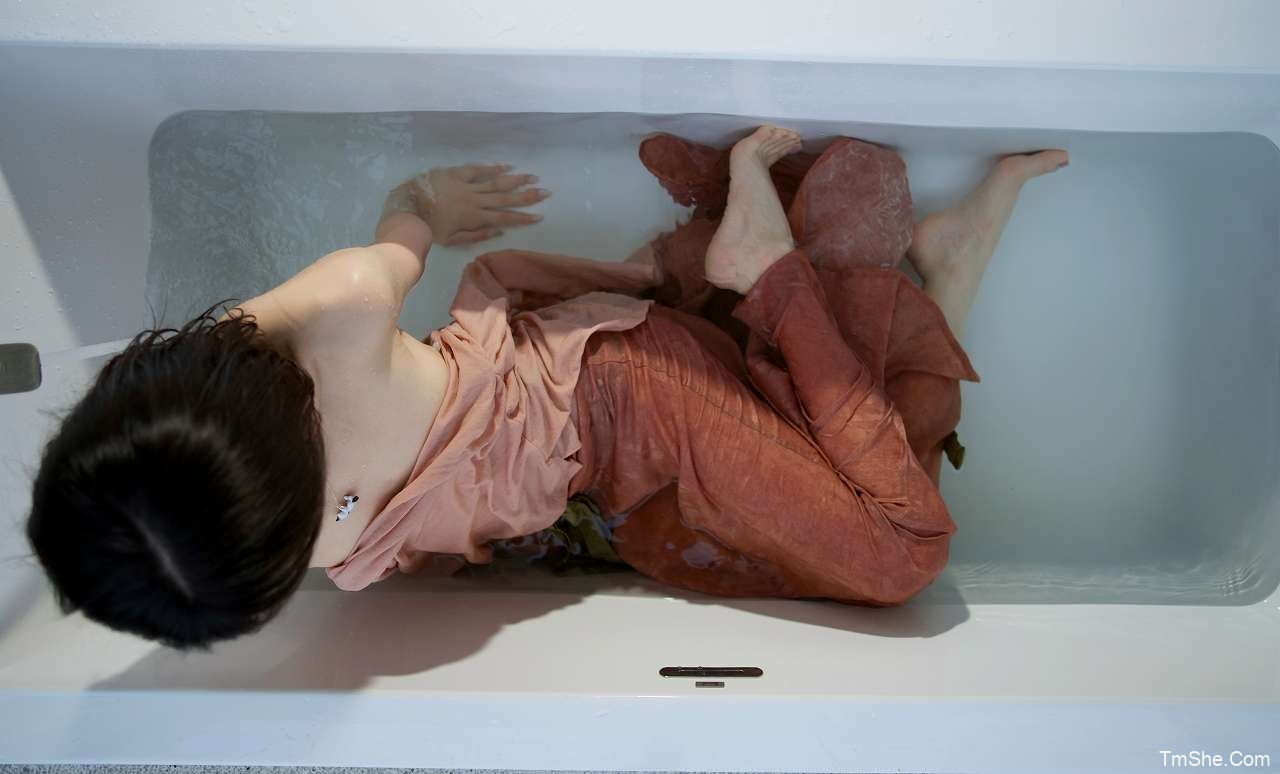 禅院熏(熏仔)摄影素材 – 春风拂柳(29P/215MB)