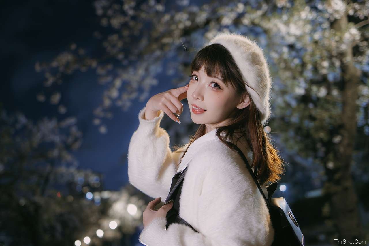 「祖木子」日本旅拍 – 大阪夜景 夜樱(33P/761MB)