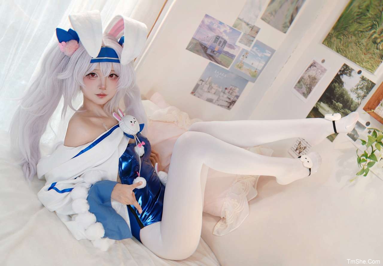 「五更百鬼」9月舰长 – 拉菲兔兔(15P/127MB)