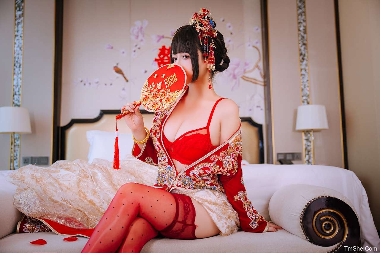 「日奈娇」摄影作品 – 洞房花烛(190P/5V/3.99GB)