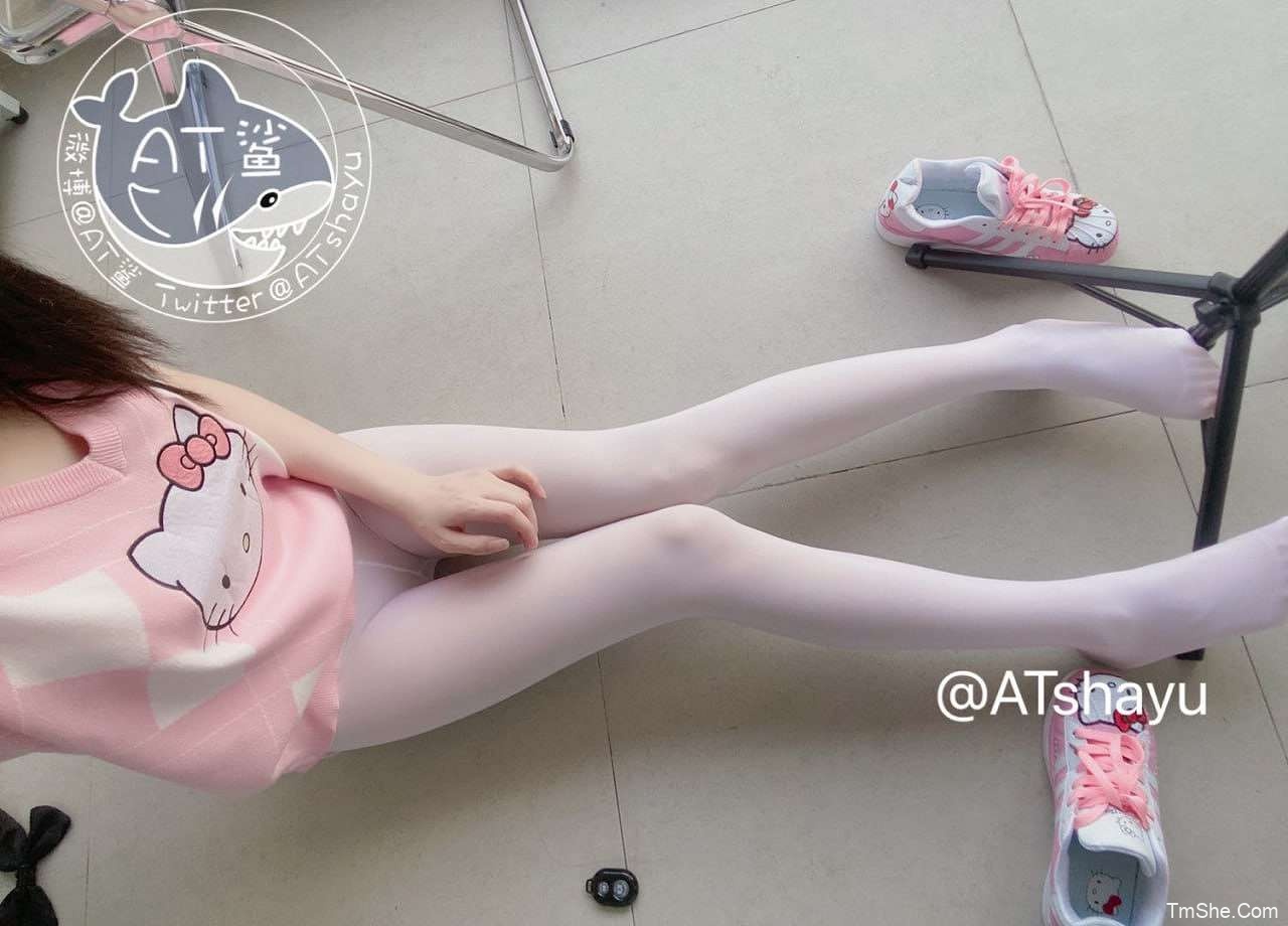 「AT鲨」视图 – 白丝宝宝(58P/1V/17.3MB)