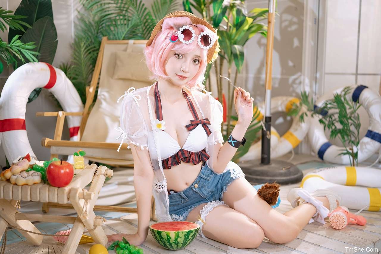 「祖木子」摄影素材 – 澄闪泳装(21P/402MB)