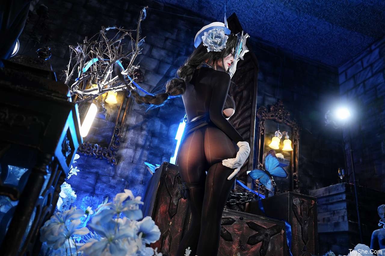 末夜787(修修猫ww)25年4月提督 – 梅登(30P/755MB)