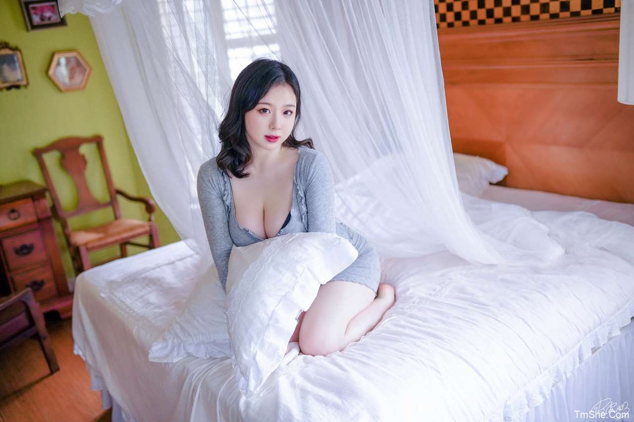 「皮皮奶可可爱了」摄影作品 – 房东太太(50P/710MB)