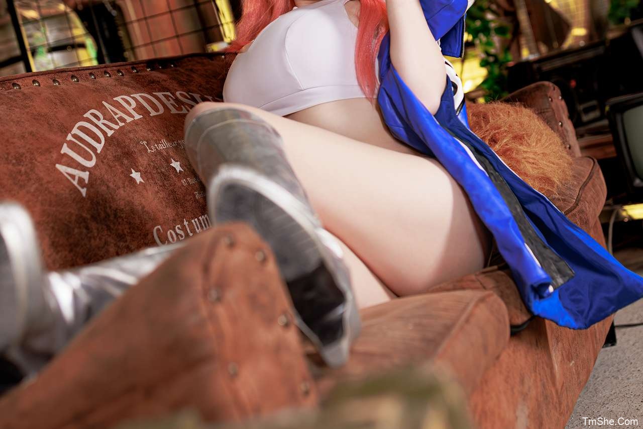 「阿雪雪」绘画素材 – 玉藻前赛车(90P/4V/2.59GB)