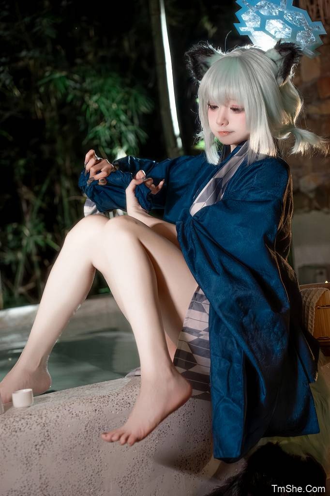 「纸悦Etsu_ko」蔚蓝档案 – 间宵时雨 温泉(63P/1.06GB)-图萌社