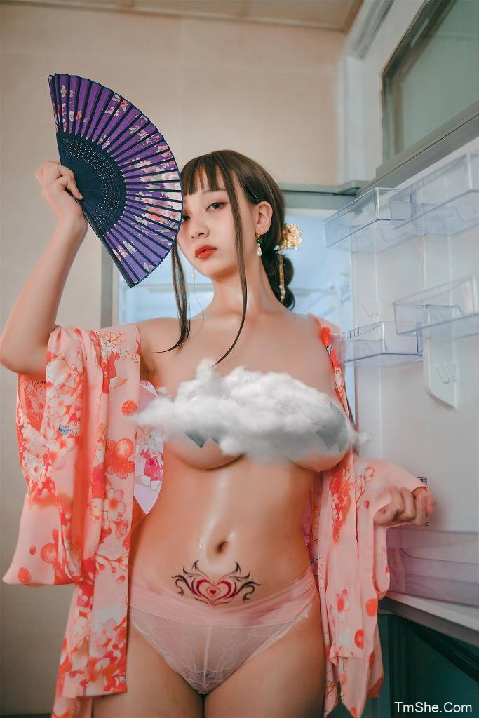「浅安安」摄影素材 – 粉色和服(26P/585MB)-图萌社