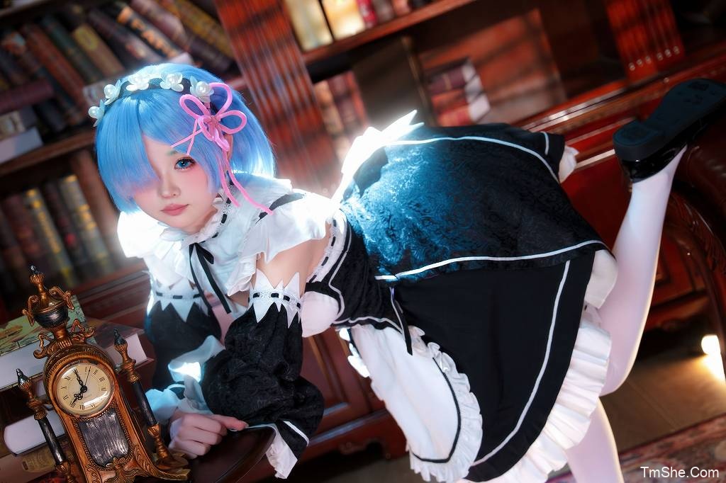 「幼水铃衣」 绘画参考素材 – 雷姆(108P/1V/780MB)-图萌社
