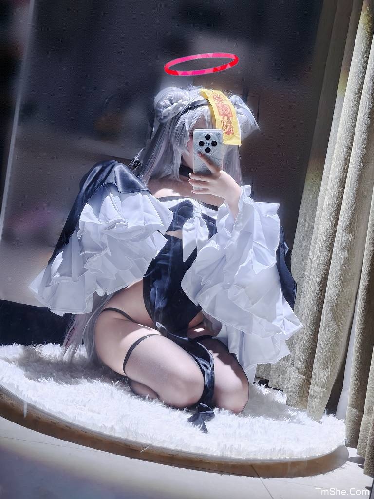 御子miko(miko3) 绘画参考 – 普拉娜 万圣节(75P/1V/245MB)