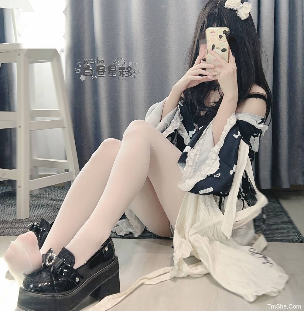 「白昼星移」电子 绘画素材 – 和服(34P/23MB)