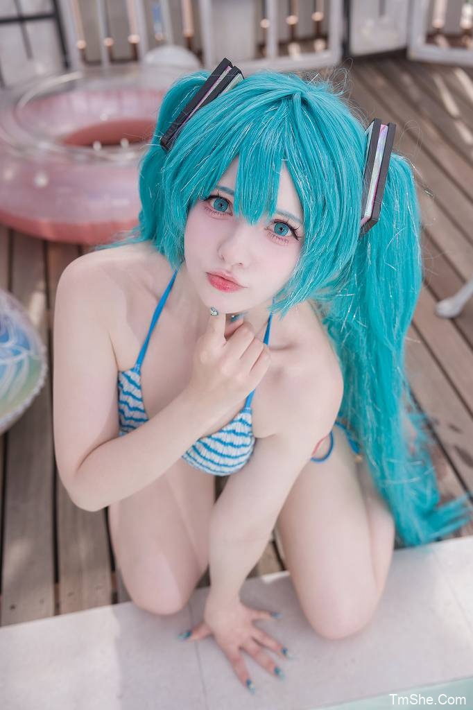 「Saya Scarlet」绘画素材 – Miku bikini(128P/1.86GB)-图萌社