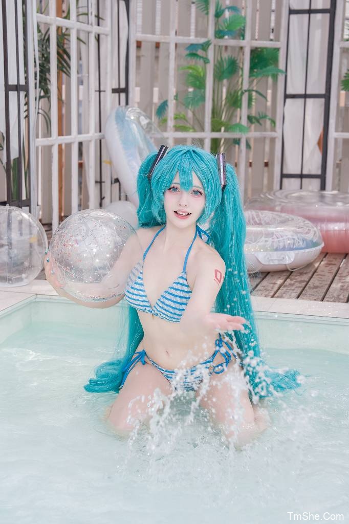 「Saya Scarlet」绘画素材 – Miku bikini(128P/1.86GB)-图萌社