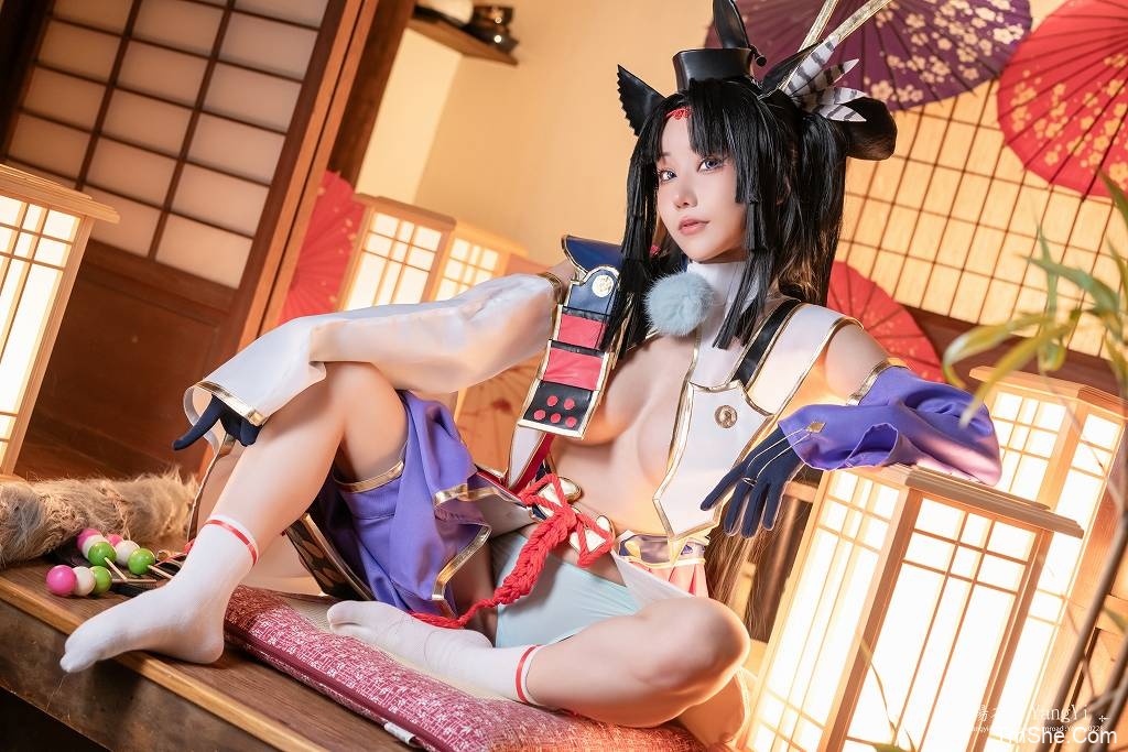 「楊衣Yangyi」24年07月 – Foot Tier(212P/3V/0.98GB)