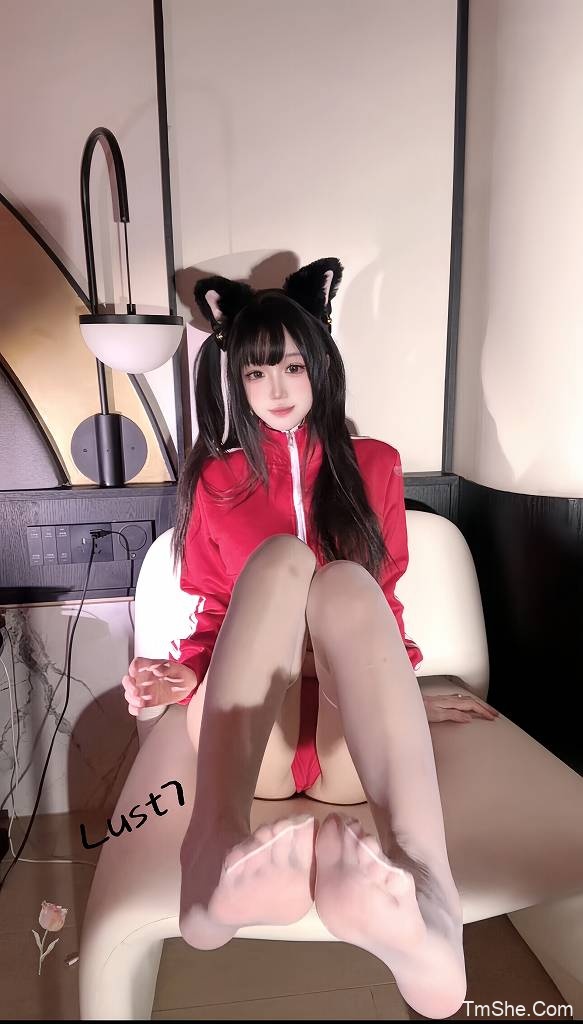 「柒柒要乖哦」电子素材 – 红色体操服(46P/1V/280MB)