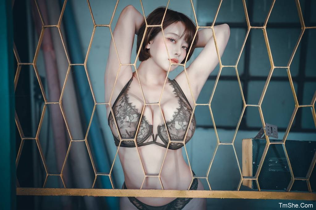 「ZziZzi」[DJAWA] Loose and Tight Khaki & Camo(167P/2.11GB)