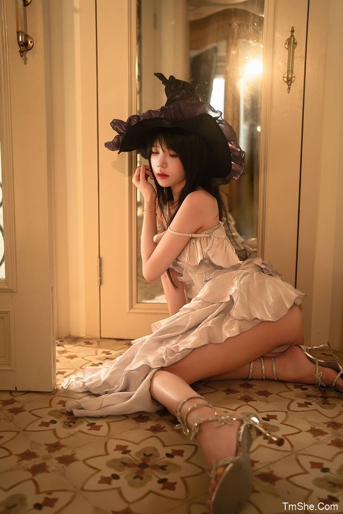 「桜桃喵」绘画素材 – 魔女(65P/321MB)-图萌社